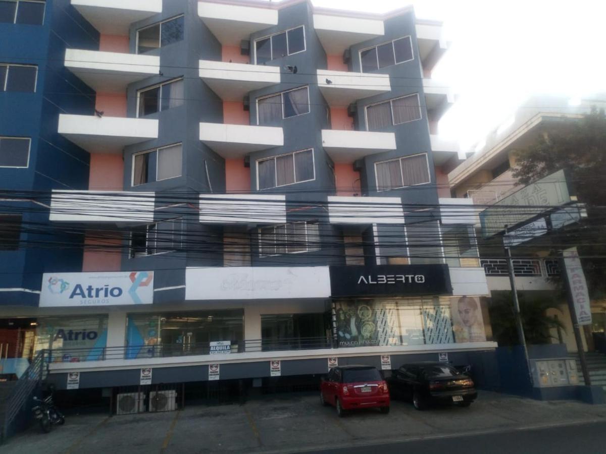 Apartahotel Jardines Metropolitanos Santiago De Los Caballeros Bagian luar foto